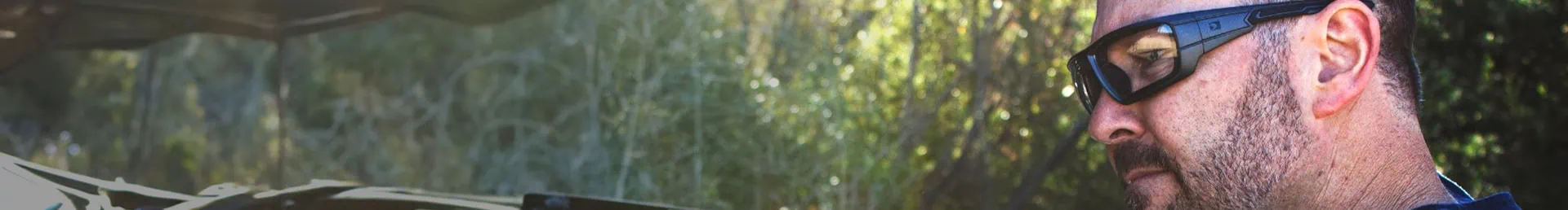 Double segment bifocal glasses